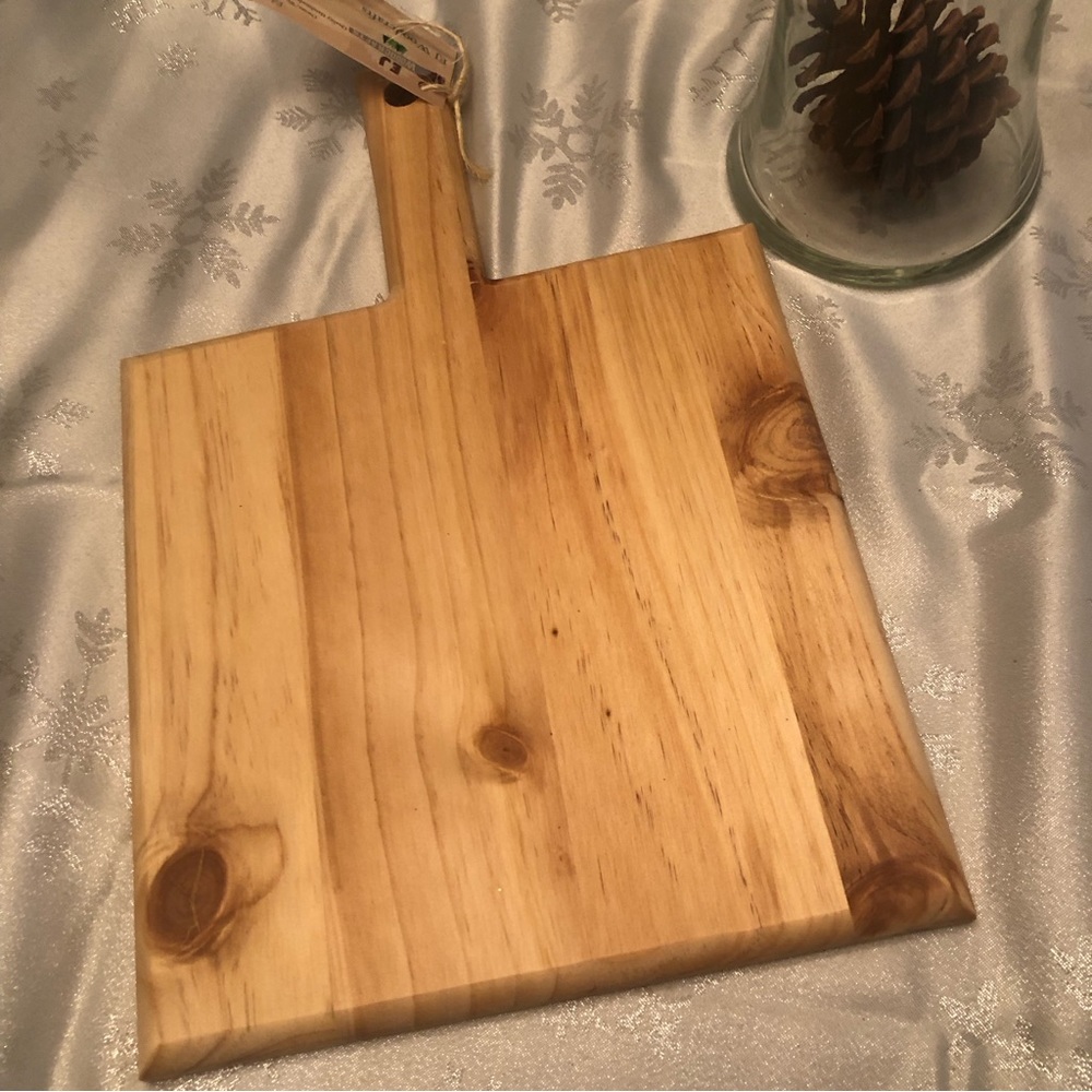 -🆕 Handmade Charcuterie Board